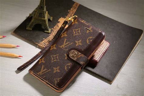 Louis Vuitton wallet case